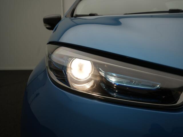 Renault ZOE R90 Intens 41 kWh (ex Accu) - RIJKLAARPRIJS - All Seasonbanden - Achteruitrijcamera - Accuhuur per maand - Cruise Control - Dealeronderhouden