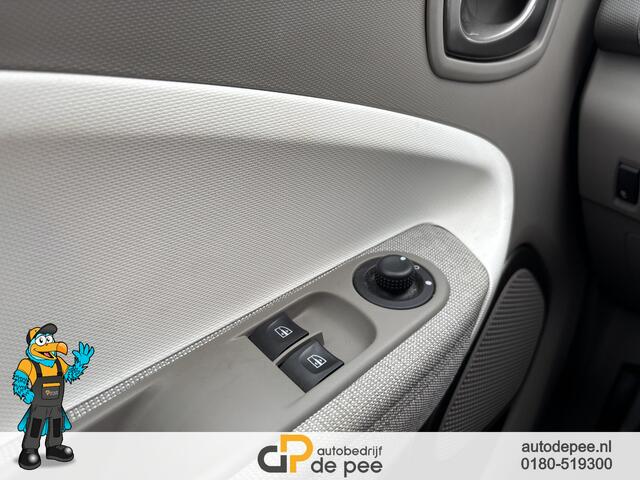 Renault ZOE R90 Life 41 kWh GARANTIE/ACCUHUUR/CLIMA/CRUISE/TREKHAAK/LICHTMETAAL/PARKEERSENS. rijklaarprijs!