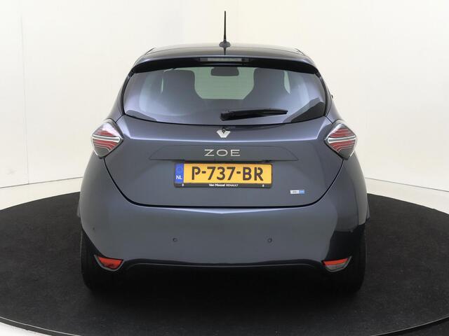Renault ZOE R135 Intens 52 kWh inclusief Koopaccu |Pack winter, Apple Carplay/Android Auto, |cruise control, dodehoek detectie| |climate control |Half Leder | lichtmetalen velgen 16"| navigatiesysteem| warmtepomp|