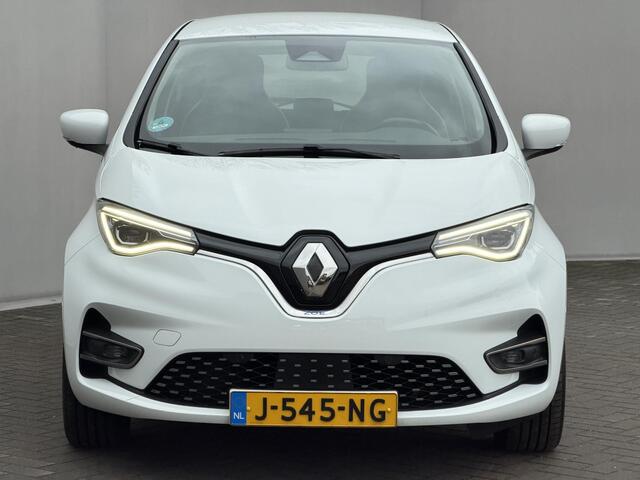 Renault ZOE R135 Intens 52 kWh / SOH 91 % / Koopaccu / 1e Eigenaar / CCS Snelladen / Camera / PDC / Navigatie / Stoelverwarming / Stuurwielverwarming / Dodehoek Detectie /