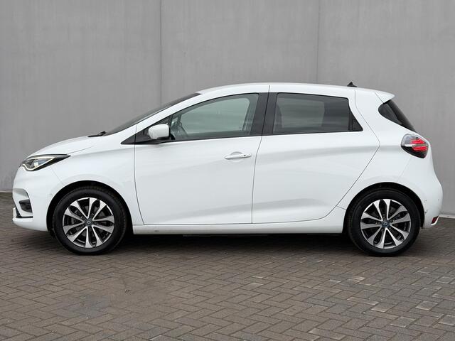 Renault ZOE R135 Intens 52 kWh / SOH 91 % / Koopaccu / 1e Eigenaar / CCS Snelladen / Camera / PDC / Navigatie / Stoelverwarming / Stuurwielverwarming / Dodehoek Detectie /