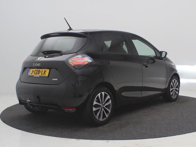 Renault ZOE R135 Intens Business 52 kWh / Warmtepomp / Trekhaak / Stoel en Stuurverwarming / SoH 86% / Achteruitrij Camera / Dodehoek Detectie / Historie Bekend / 1ste Eigenaar /