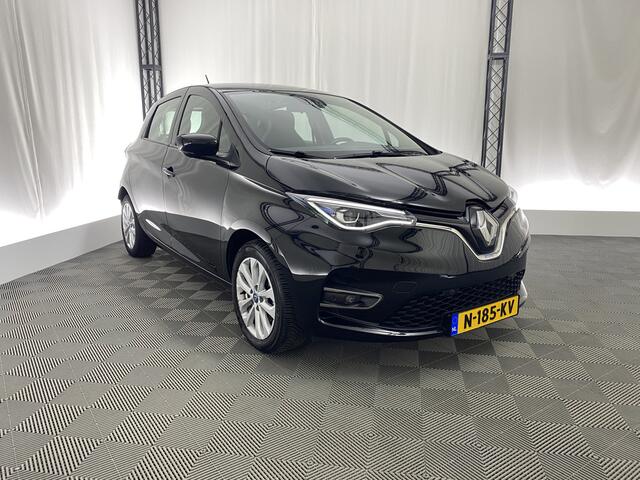 Renault ZOE R110 Life 52 kWh | Navigatie | Stuur- en stoelverwarming | Snellader | BTW