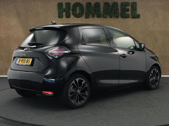 Renault ZOE R135 Iconic 52 kWh SOH 96,6% !!!- ORIGINEEL NEDERLANDSE AUTO - AFKOMSTIG VAN 1E EIGENAAR - 3 FASE - PARKEERASSISTENT - STUURVERWARMING - PARKEERSENSOREN VOOR/ ACHTER - CAMERA - DODEHOEK DETECTIE - VOORSTOELEN VERWARMD - ARMSTEUN VOOR - DODEHOEKDETECTIE