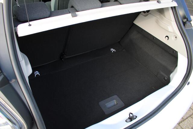 Renault ZOE R135 Limited 52 kWh | Cruise Control | Stuurverwarming | Stoelverwarming |