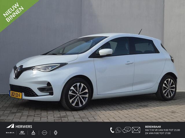 Renault ZOE R135 Intens 52 kWh Automaat / Dealer onderhouden / Koop Accu SOH 95,33% / Pack winter / Batterijgarantie 8jaar / Stuur- & Stoelverwarming / Achteruitrijcamera / Navigatie / Apple Carplay Android Auto / Cruise control /