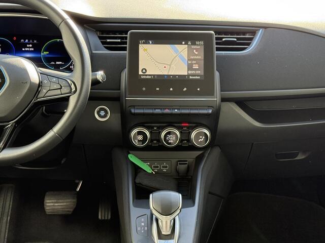 Renault ZOE R110 Life Carshare 52 kWh | NAP | Navigatie | Climate Control | DAB | Parkeersensoren | LED | Key-less | Cruise Control |