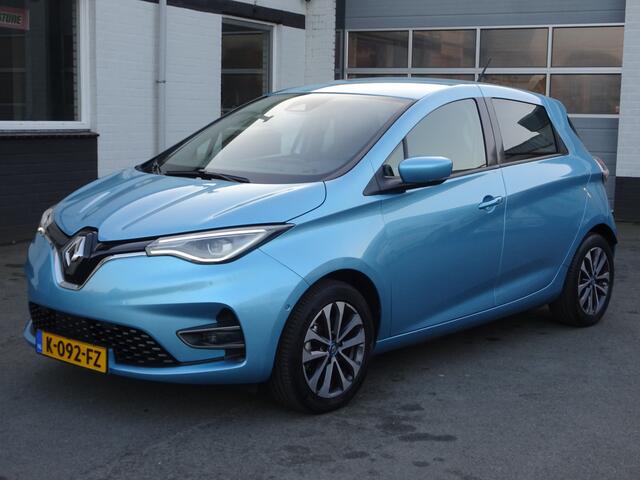 Renault ZOE R135 Intens 52 kWh Automatische airco, navigatie, licht metalen velgen, cruise controle, parkeersensoren voor en achter, apple carplay, andoid auto, achteruitrij camera, enz.