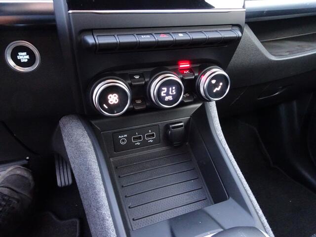 Renault ZOE R135 Intens 52 kWh Automatische airco, navigatie, licht metalen velgen, cruise controle, parkeersensoren voor en achter, apple carplay, andoid auto, achteruitrij camera, enz.