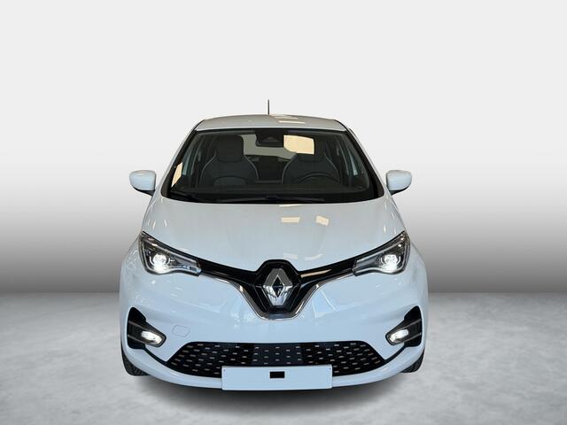 Renault ZOE Intens B-buy 52KWH R135 / Koopaccu / SOH 94% / Clima / Navigatie / Cruise Controle / Parkeer Camera / Carplay / 16" LM velgen / donker glas