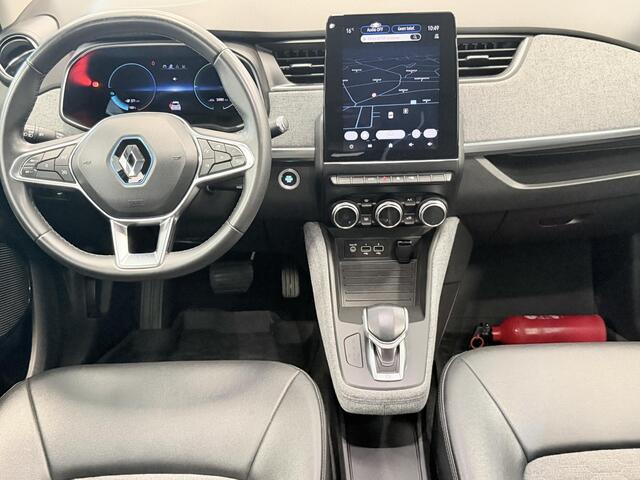 Renault ZOE Intens B-buy 52KWH R135 / Koopaccu / SOH 95% / Clima / Navigatie / Cruise Controle / Parkeer Camera / Carplay / 16" LM velgen / donker glas