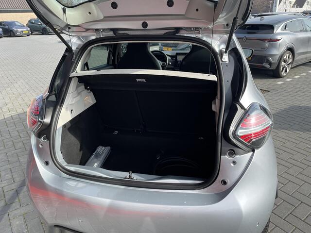 Renault ZOE R135 Intens Business 52 kWh / STOEL + STUURVERWARMING / ACHTERUITRIJCAMERA / PARKEERSENSOREN / CRUISE CONTROL