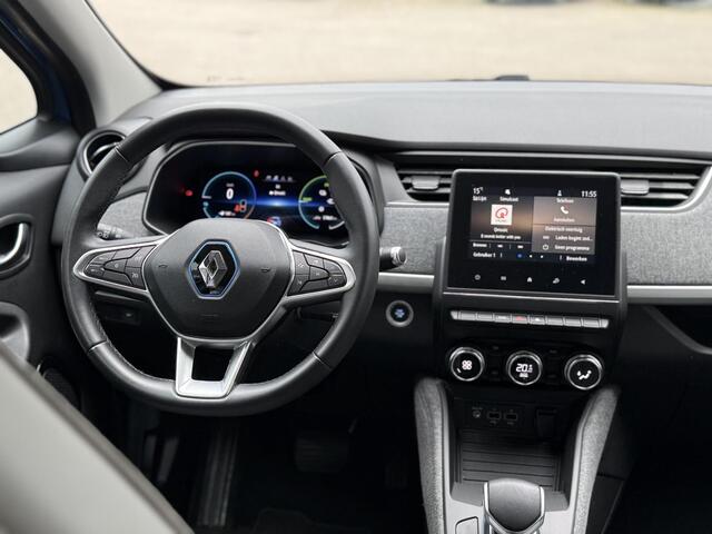 Renault ZOE R110 Life 52 kWh | Achteruitrijcamera | Climate Control | DAB | Climate Control | Lichtmetaal | Parkeersensoren | Cruise Control |
