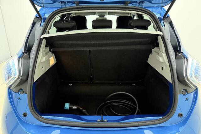 Renault ZOE R110 Limited 41 kWh | Eigen accu! | Navigatie | Climate control | Lichtmetalen velgen | Weinig kilometers | Extra getint glas