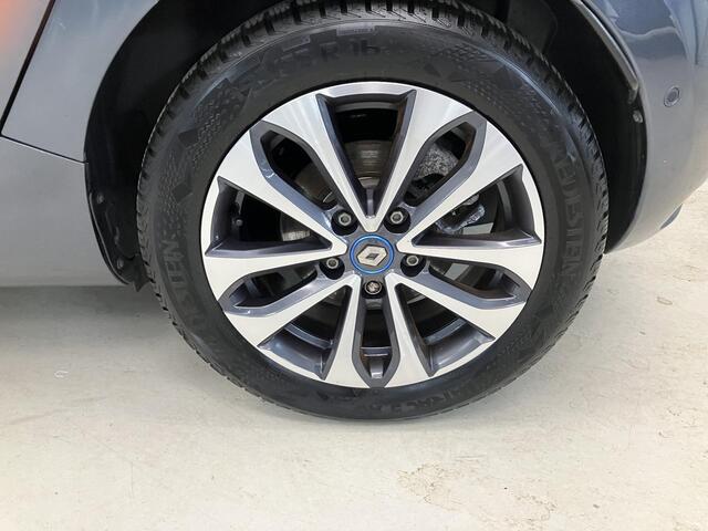 Renault ZOE R135 Intens Business 52 kWh / All season banden / SOH 90,66%.