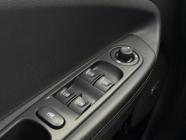 Renault ZOE R110 Bose 41 kWh | Koopaccu | Stoelverwarming | Airco | Achteruitrijcamera | PDC | Cruise Control |