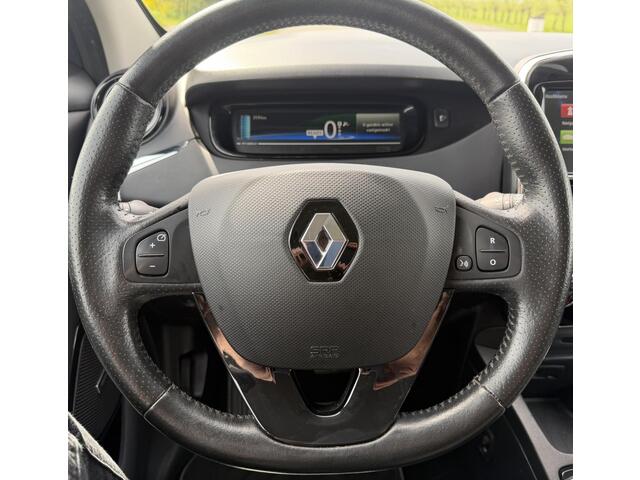 Renault ZOE R110 Bose 41 kWh | Koopaccu | Stoelverwarming | Airco | Achteruitrijcamera | PDC | Cruise Control |