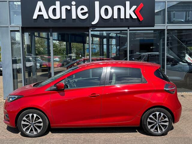 Renault ZOE R135 Intens Business 52 kWh | NED AUTO | PARK ASSIST | ACHTERUITRIJCAMERA | 16 INCH LMV | CRUISE CONTROL | STOEL + STUUR VERWARMING | APPLE & ANDROID AUTO |