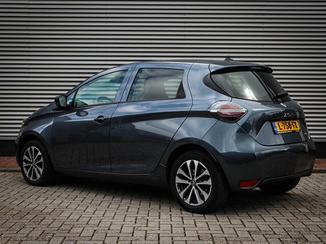 Renault ZOE R135 Intens 52 kWh | Clima | Navi | Cruise | Pdc voor/achter | Camera | Led | Lichtmetaal | Half leer |