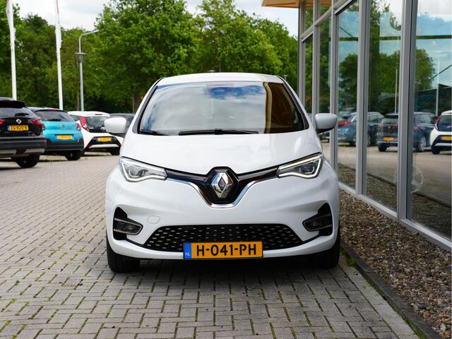 Renault ZOE R135 Intens 52 kWh | Eigen accu | Warmtepomp | Achteruitrijcamera |