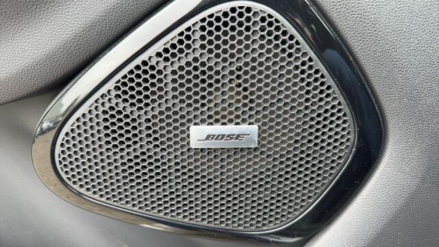 Renault ZOE R110 Iconic 41 kWh (ex Accu) Bose| Navigatie | SOH 88% Dealer onderhouden