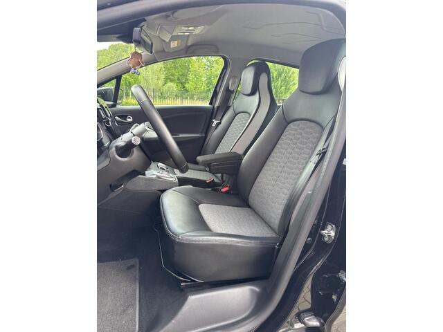 Renault ZOE R135 Intens 52kWh (Koopaccu) | Navigatie 9,3 inch | Apple Carplay | Android Auto | Achteruitrijcamera | Parkeersensoren | LED Koplampen | Stoelverwarming | Keyless Entry