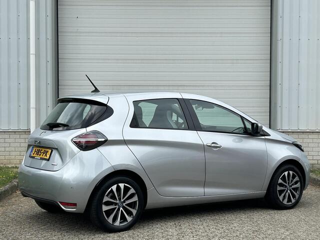 Renault ZOE R135 Zen 52 kWh / SOH 90,8% / Groot Navigatie Scherm / 1e Eigenaar / Dealer Onderhouden / Achteruitrijcamera / Carplay / Android Auto / CCS Snelladen /