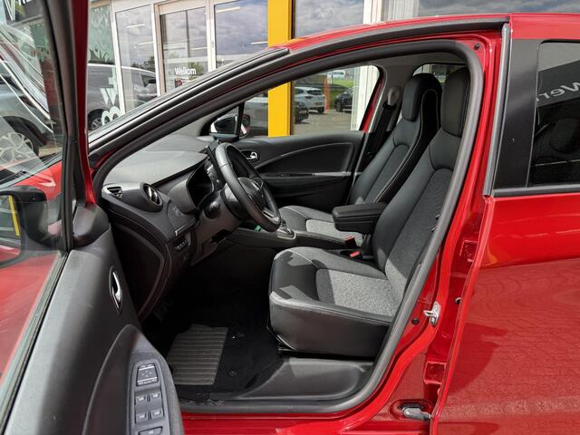 Renault ZOE R135 Intens 52 kWh | Bose Audio | Navigatie | Achteruitrijcamera | Climate Control | LED | DAB | Key-less |