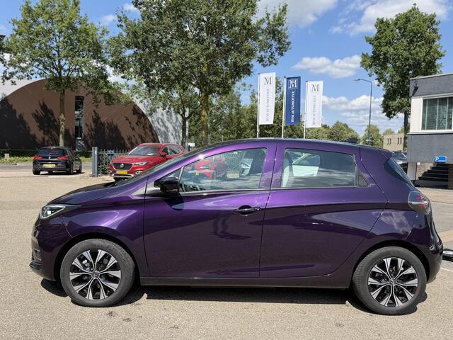 Renault ZOE R135 Evolution 52 kWh SOH 95% | 30.000KM | DEALER ONDERHOUDEN| CAMERA | CCS SNELLADER| FULL LED | RIJKLAAR GELEVERD INCL. 12 MND BOVAG GARANTIE| LANE ASSIST|