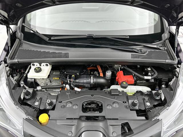 Renault ZOE R135 Iconic 52 kWh Camera, CarPlay, Bose