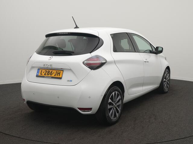 Renault ZOE R135 Intens 52 kWh - RIJKLAARPRIJS - Achteruitrijcamera - Stoel- en Stuurverwarming!
