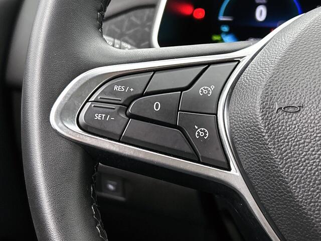 Renault ZOE R135 Iconic 52 kWh Camera, CarPlay, Bose