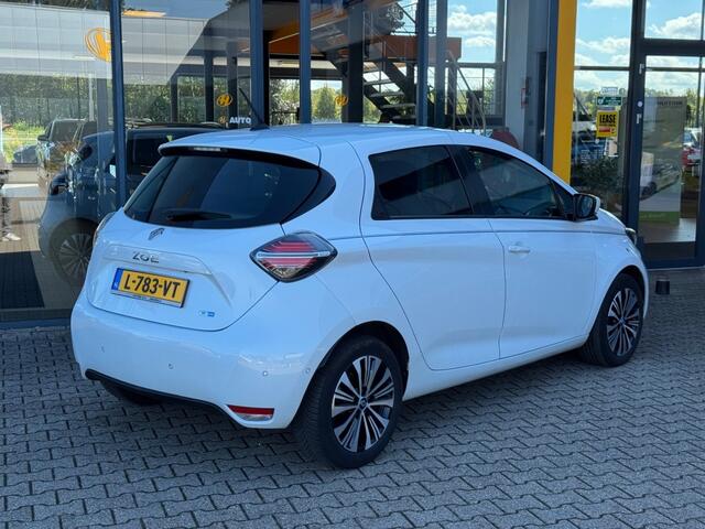 Renault ZOE R135 Riviera 52 kWh - incl accu - camera - stoel/stuurverwarming - navi