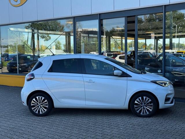 Renault ZOE R135 Riviera 52 kWh - incl accu - camera - stoel/stuurverwarming - navi