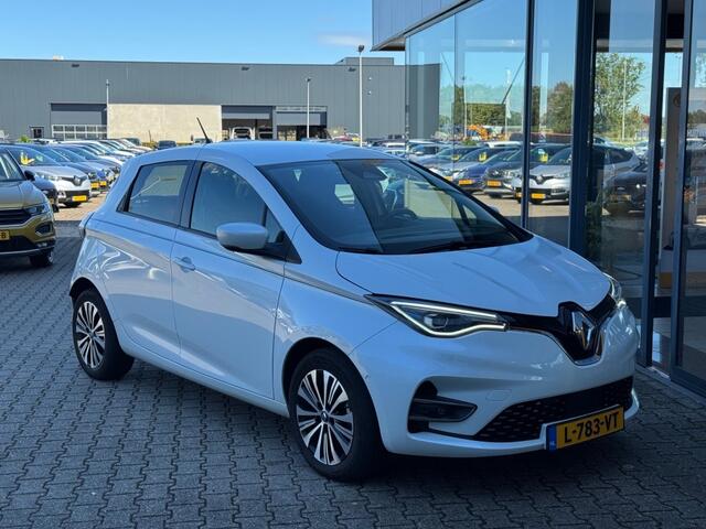 Renault ZOE R135 Riviera 52 kWh - incl accu - camera - stoel/stuurverwarming - navi