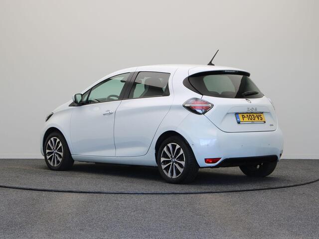 Renault ZOE R135 Intens 52 kWh | Achteruitrijcamera | Navigatie | Cruise control | LED verlichting | Dodehoek detectie | Parkeersensoren |