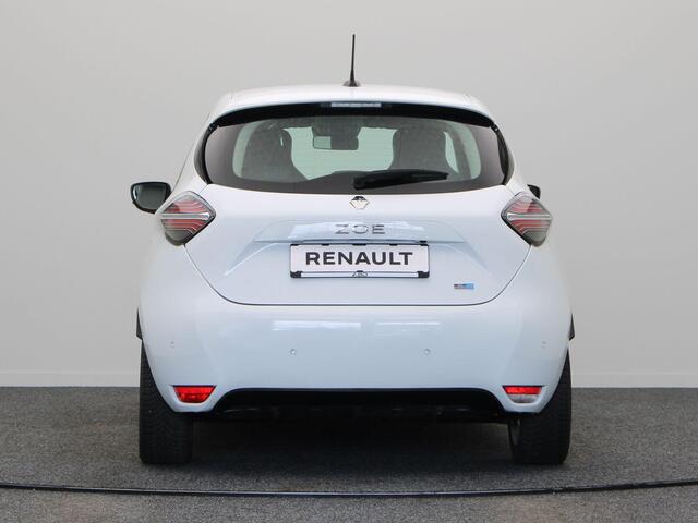 Renault ZOE R110 Zen 52 kWh | Accu koop | CCS | 93% SOH | Airconditioning | Apple Carplay / Android auto | Lichtmetaal | Achteruitrijcamera |