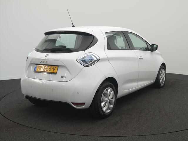 Renault ZOE R90 Life 41 kWh - Accuhuur per maand - RIJKLAARPRIJS - Huuraccu - Automatische Airco - Parkeersensoren Achter