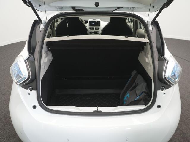 Renault ZOE R90 Life 41 kWh - Accuhuur per maand - RIJKLAARPRIJS - Huuraccu - Automatische Airco - Parkeersensoren Achter