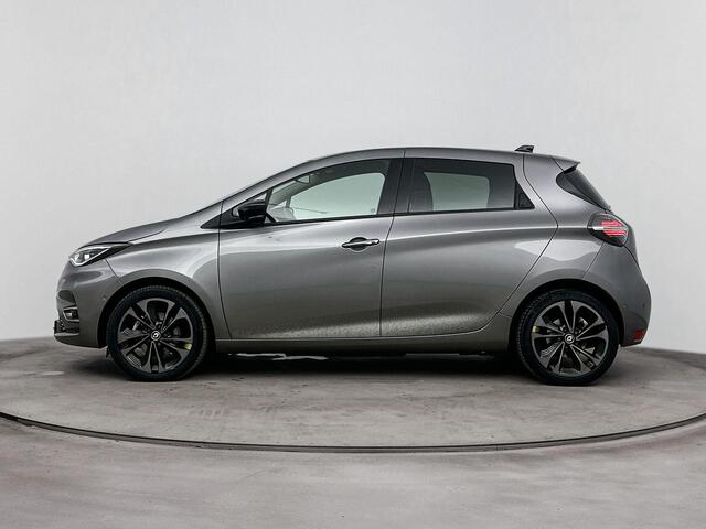 Renault ZOE R135 Iconic 52 kWh | SOH 91.2% | Stoelverwarming | Achteruitrijcamera | Cruise control | Lane assist | 3-fase laden |