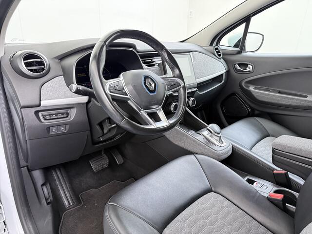 Renault ZOE 52kWh SOH 90% Incl. Accu Warmtepomp Stuur+Stoelverwarming Navi Keyless Apple Carplay/Android Auto Cruise Control Pdc R110 Life Regen-Lichtsensor Lane Assist Lmv 16" Led Isofix Facelift