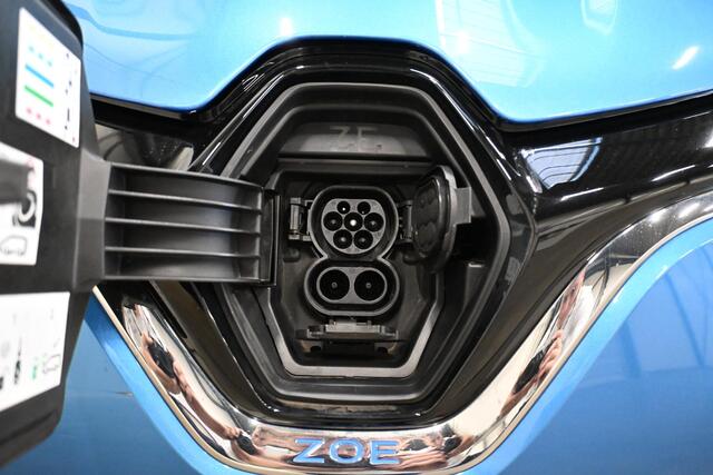 Renault ZOE R135 Intens Business 52 kWh | INCL. ACCU | TREKHAAK | CAMERA | NAVI | CRUISE CONTROL | CLIMATE CONTROL | PDC | LMV
