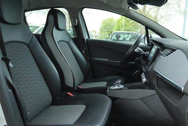Renault ZOE R135 INTENS 52 KWH SOH 92.6% | KOOPACCU | CARPLAY | CAMERA | PDC | STOEL. & STUURVERW. – foto 4