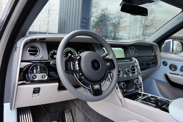 Rolls-Royce Cullinan 6.75 V12 / Bespoke Audio / Starlight / Twin-Coachline