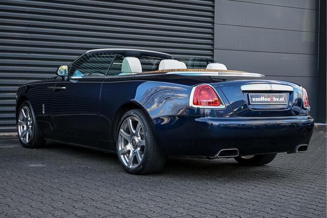 Rolls-Royce Dawn 6.6 V12 - Midnight Sapphire -