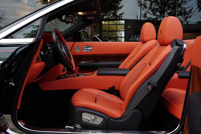 Rolls-Royce Dawn 6.6 V12 Dark Emerald 19 D.Km Bespoke Audio Teak Dek