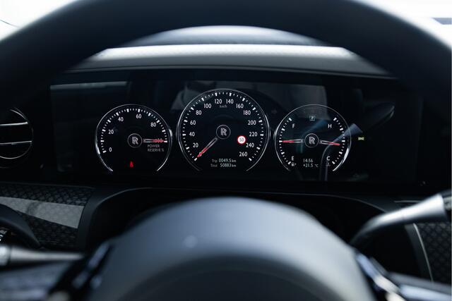 Rolls-Royce GHOST 6.75 V12 | Black Badge | Starlight | TV | Massage |