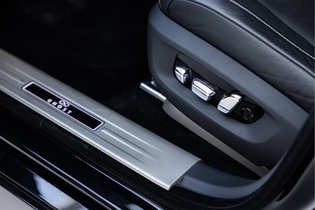 Rolls-Royce GHOST 6.75 V12 | Black Badge | Starlight | TV | Massage |