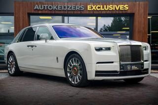 rolls-royce-phantom-6.7-v12-starlig