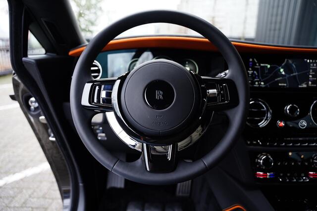 Rolls-Royce Spectre AWD / Two Tone Interior + Exterior – foto 10